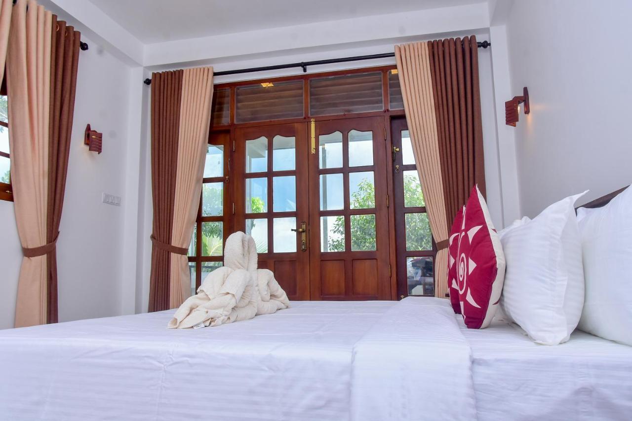 Villa Araliya Hikkaduwa Exterior photo